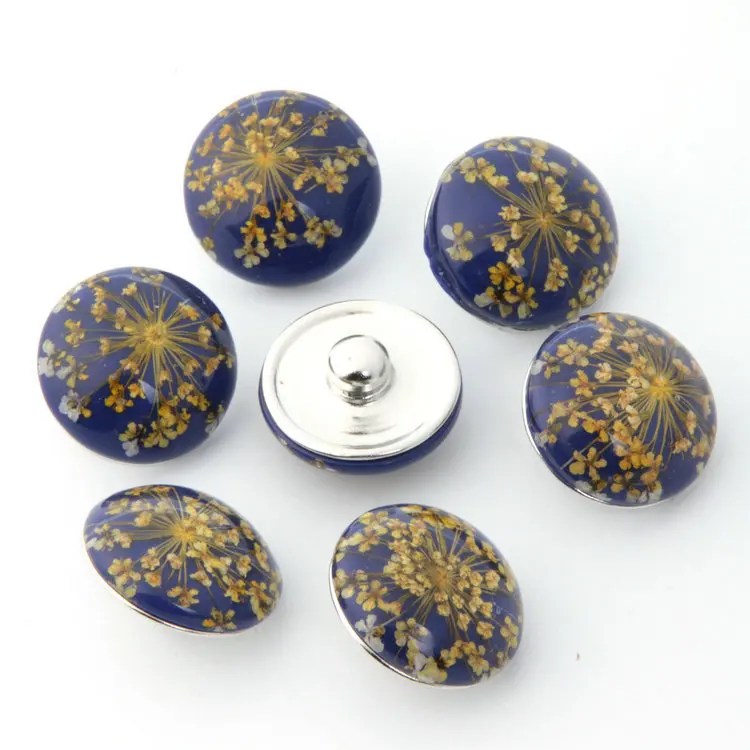 Бо Ворлд 10 шт./ цвета 2018 смола цветок Металлическая кнопка-щелчок 18 мм для женских кожаных браслетов One Direction наручные часы женщин.