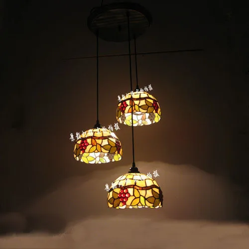 European-style garden restaurant lamps bedroom pendant living room chandelier Tiffany grapes three |