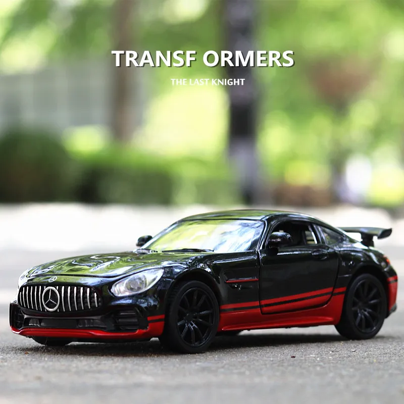 Литая модель Автомобиля AMG GTR 1:32 черного цвета автомобиля из металлического