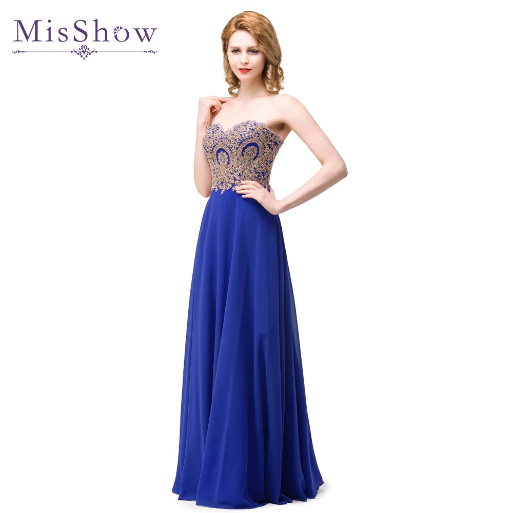 Длинное вечернее платье А-силуэта золотого цвета с кружевной аппликацией