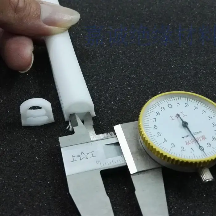 Трубка из молочного ПВХ 12*26 мм Используется для гибкой ленты шириной 10 мм|milky tube|tube