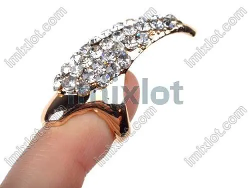 Шикарное женское длинное кольцо с когтями Золотое со стразами для ногтей 3