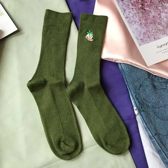 green2 SP& CITY/Хлопковые цветные женские носки с мультяшными фруктами, хипстерские Женские однотонные забавные высокие носки с вышивкой в виде фруктов, вишни и ананаса для девочек - Цвет: green2
