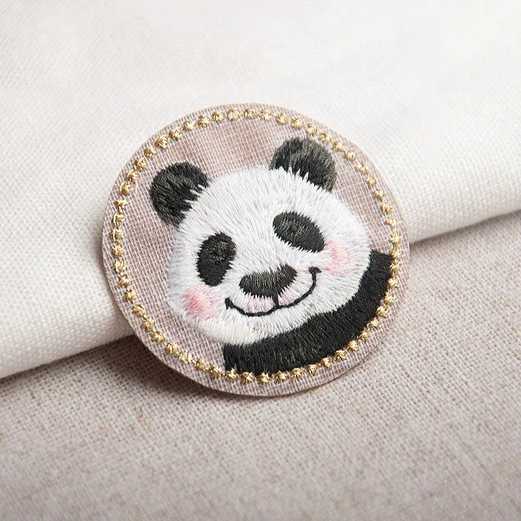 Купи 1Pcs Panda Cat Rabbit Embroidery Iron On Sew On Patches For Clothing Applique DIY Hat Coat Dress Pants Accessories Cloth Sticker за 120 рублей в магазине AliExpress