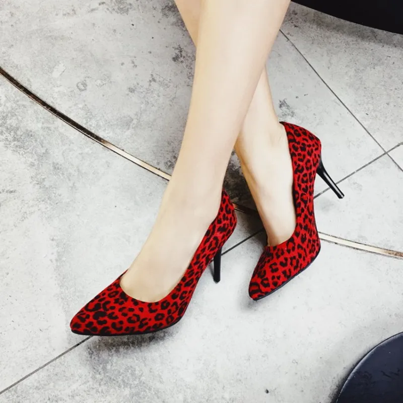 Большие размеры 34-48 классические женские леопардовые офисные туфли из нубука и