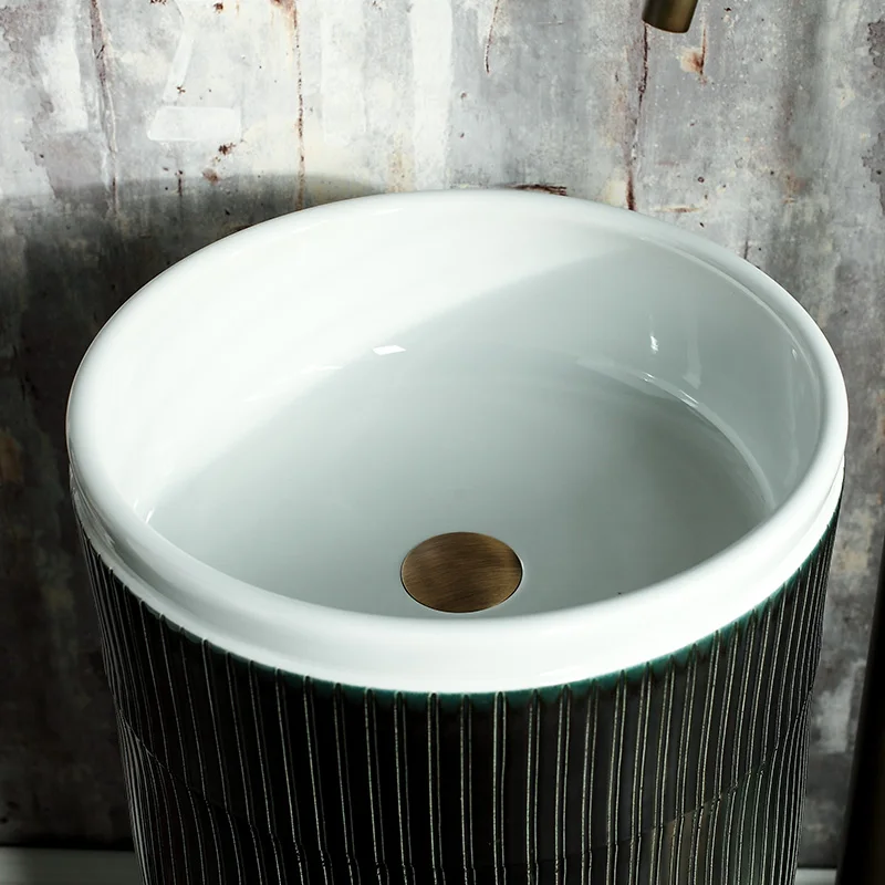 Умывальник керамический имитирующий старинный интегрированный напольный столб