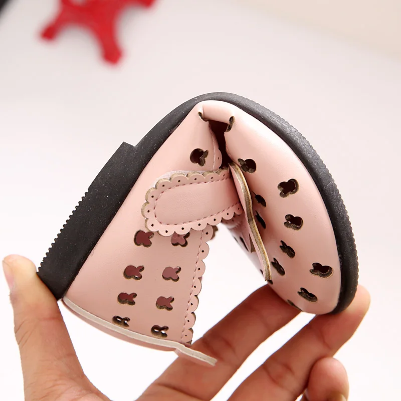 Весенне-летние сандалии для девочек повседневная детская обувь с вырезами