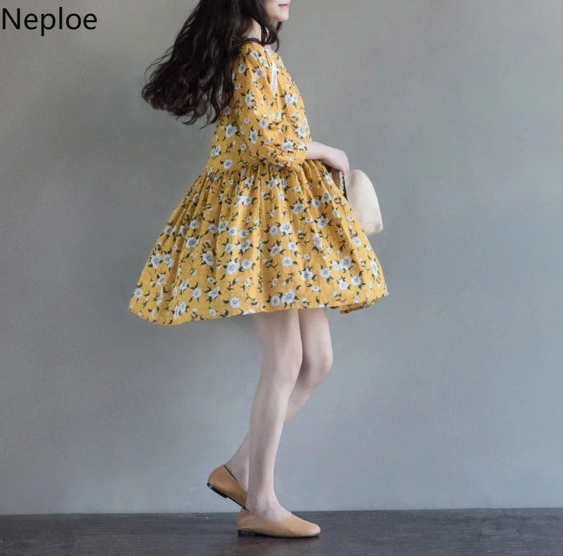Nepole весна лето 2019 новая женская одежда маленький свежий цветок сшитое Кукольное