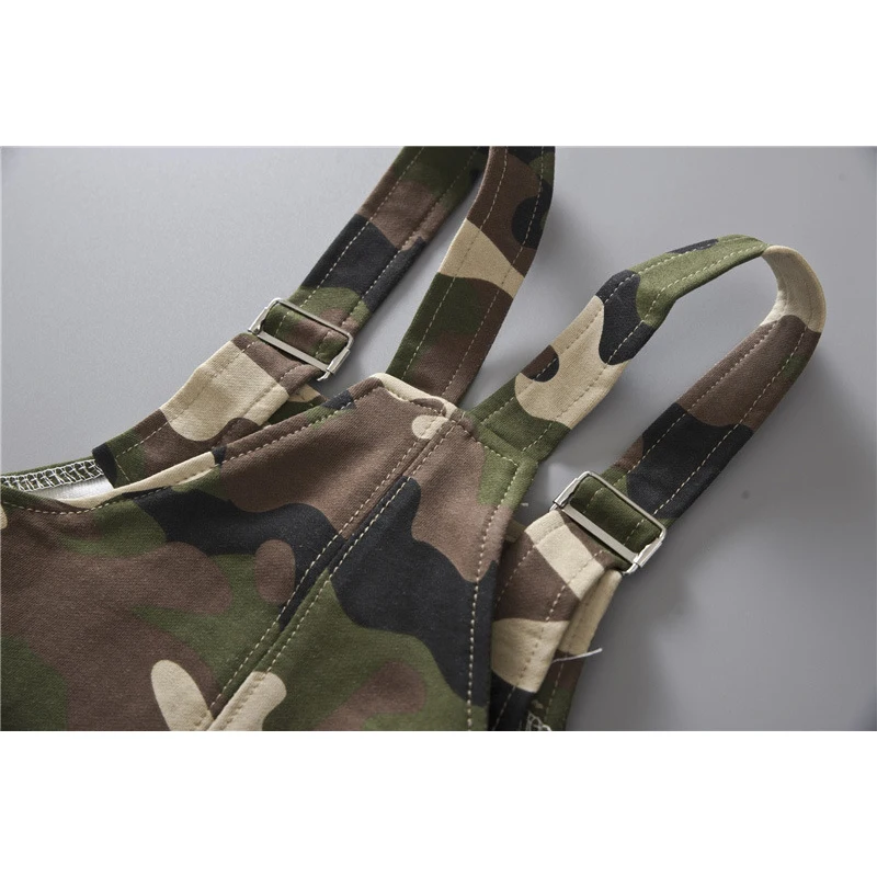 Детский джинсовый комбинезон на пуговицах короткий для маленьких мальчиков и