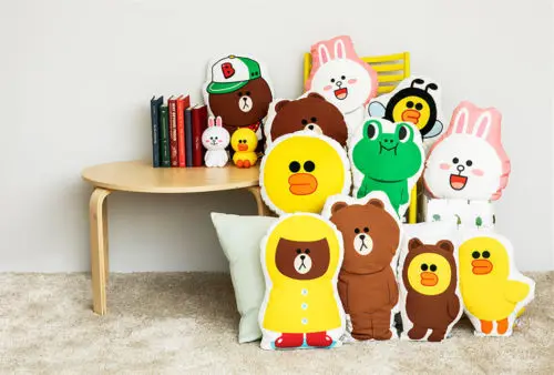 Линия друзья бурый медведь белый кони кролик банни подушки плюшевые игрушки