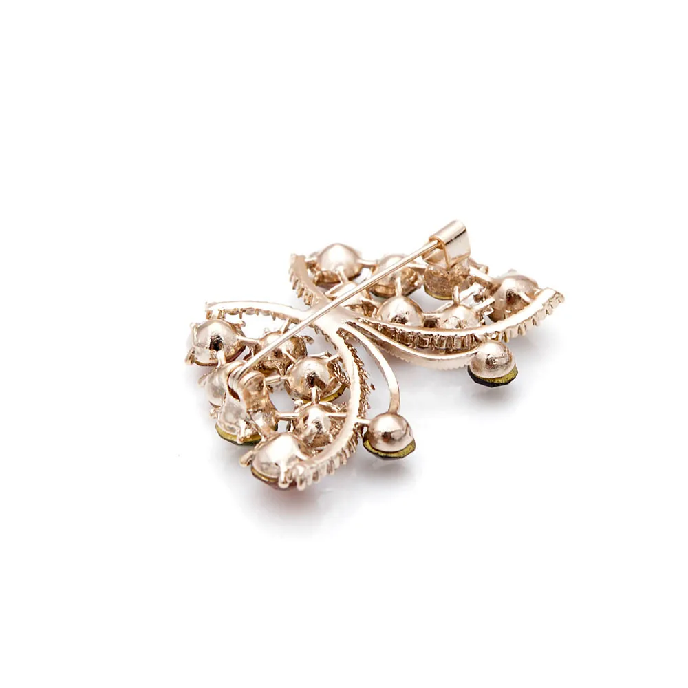 CINDY XIANG New Arrival Rhinestone Butterfly Brooches For Women Elegant Shining Sparking Insect Pin Dress Jewelry Wedding Pins