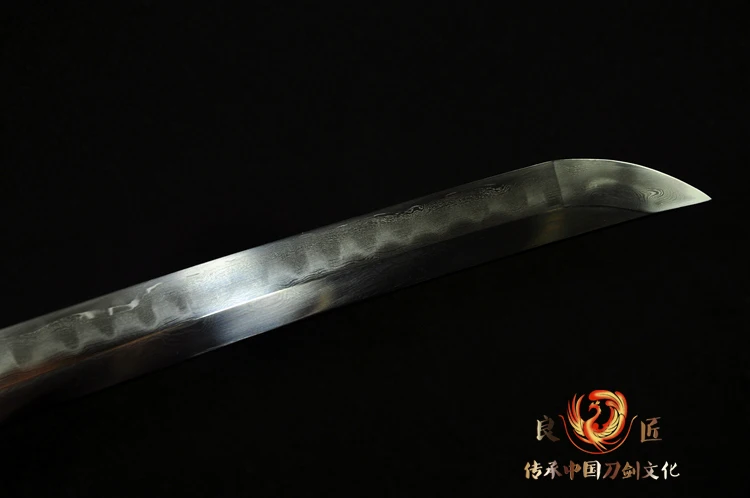 

Japanese katana Sword Tachi Folded Steel Clay Tempered Abrasive Full Tang Very Sharp