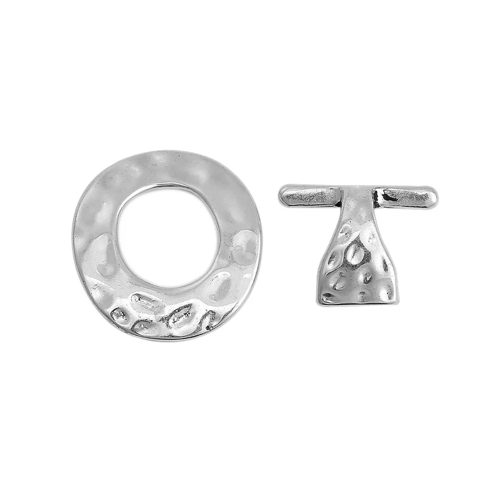 

DoreenBeads Zinc Based Alloy silver color Toggle Clasps Hammered 31mm x30mm(1 2/8" x1 1/8") 25mm x20mm( 1/8" x 1/8"), 5 Sets