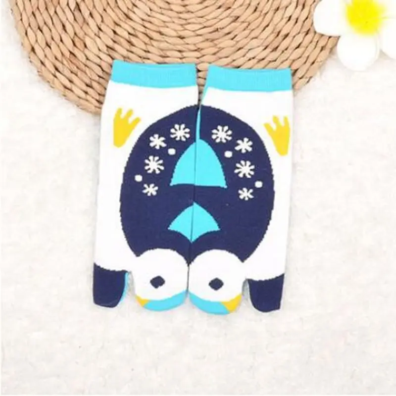 1 пара унисекс двумя пальцами носки, японский стиль хлопчатобумажные носки сумка на ногу Короткие хлопковые комнатные тапочки с члена, самурайский меч, Разделение носки с пальцами AAA0598 - Цвет: Design 6