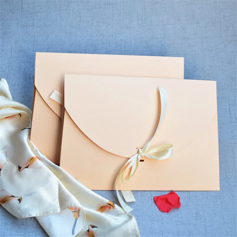 

200pcs incarnadine pink Paper Bag Envelope Scarf bag Gift Box Book/Silk Packaging Box Ribbon Gift Cardboard Carton
