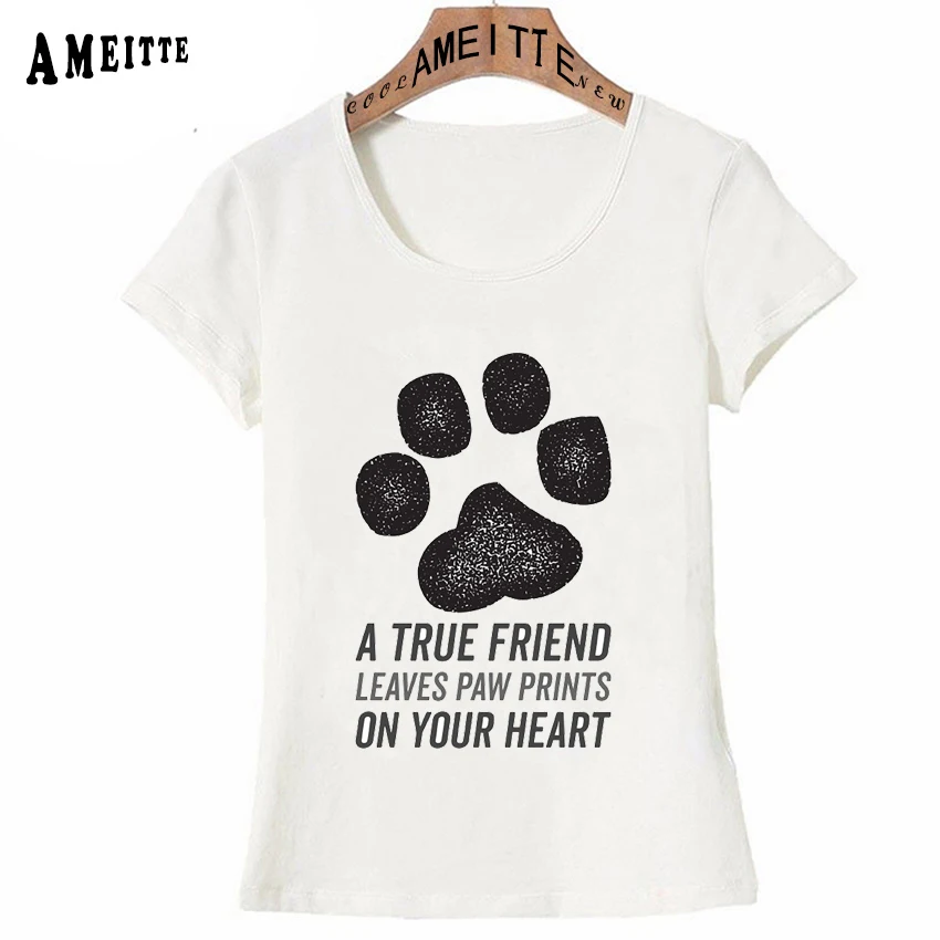 Настоящий друг оставляет отпечатков лап на нашем принт в виде сердечек футболка