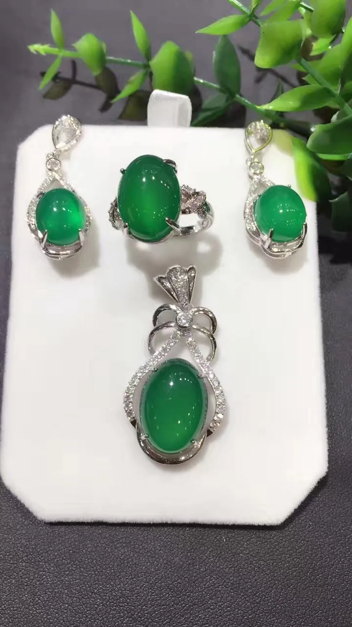 S925 серебро инкрустированные хризантемы куски костюм натуральный лед Хризантема