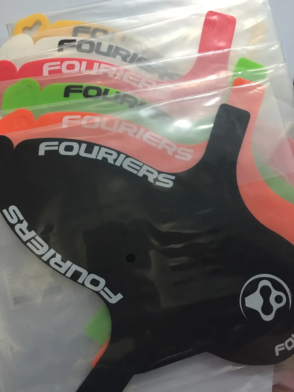 FOURIERS AC-MG001-Front Велосипедное крыло для горного велосипеда брызговик для передней вилки Быстроразъемное(PP) сборное на подвеске