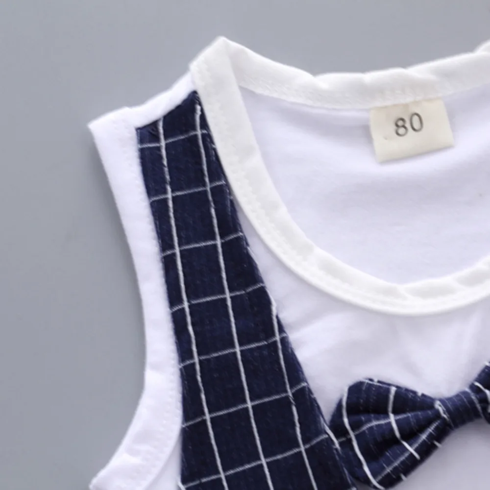 Одежда для маленьких мальчиков летняя футболка в полоску с галстуком бабочкой