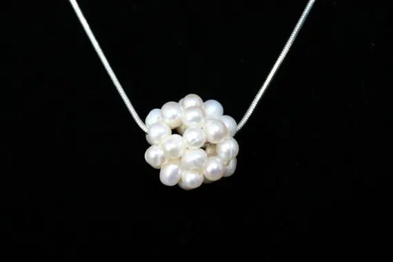 

Charming White Freshwater Pearl Cluster Ball Pendant Necklace,Bridal Necklace,Bridesmaid Party Lady's Jewellery