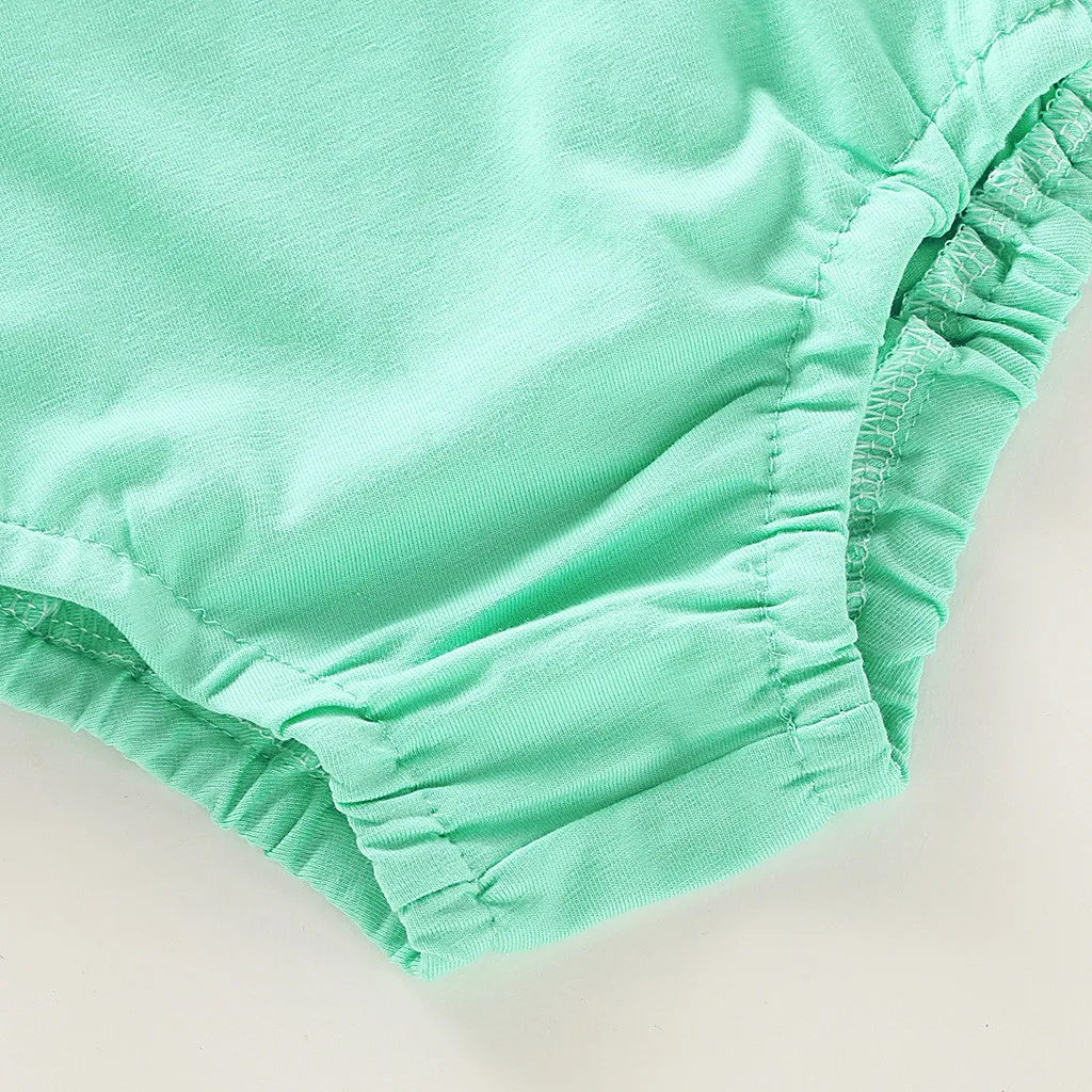 Комплект одежды для новорожденных девочек однотонный комбинезон с оборками и