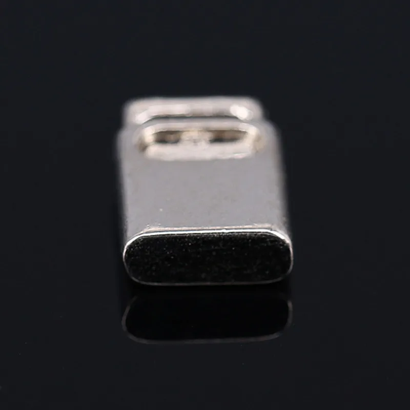 Металлическая серебряная застежка на шнурке торцевая кнопка квадратная