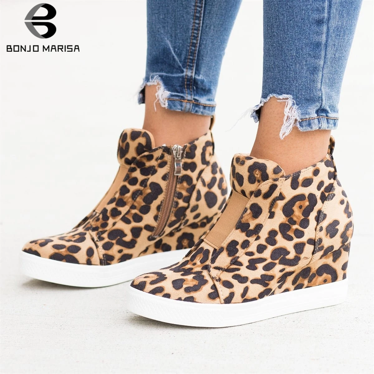 leopard BONJOMARISA/Новинка года; Лидер продаж; леопардовые женские ботинки на платформе; коллекция года; сезон осень; Модные женские ботильоны на танкетке; женская обувь; Размеры 35-43 - Цвет: leopard