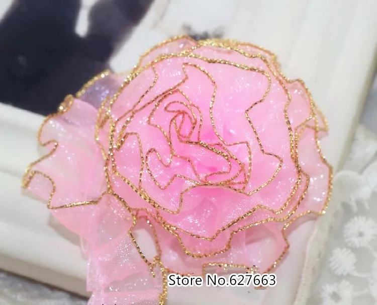 Лента из снежной пряжи с золотистой каймой шириной 2 см плиссированное кружево