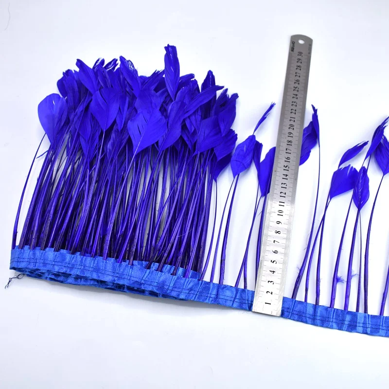 Royal blue 2 метра кожа розовый гусиные перья планки ленты для шитья одежды DIY окрашенные натуральные перья для рукоделия Шлейфы вечерние украшения - Цвет: Royal blue