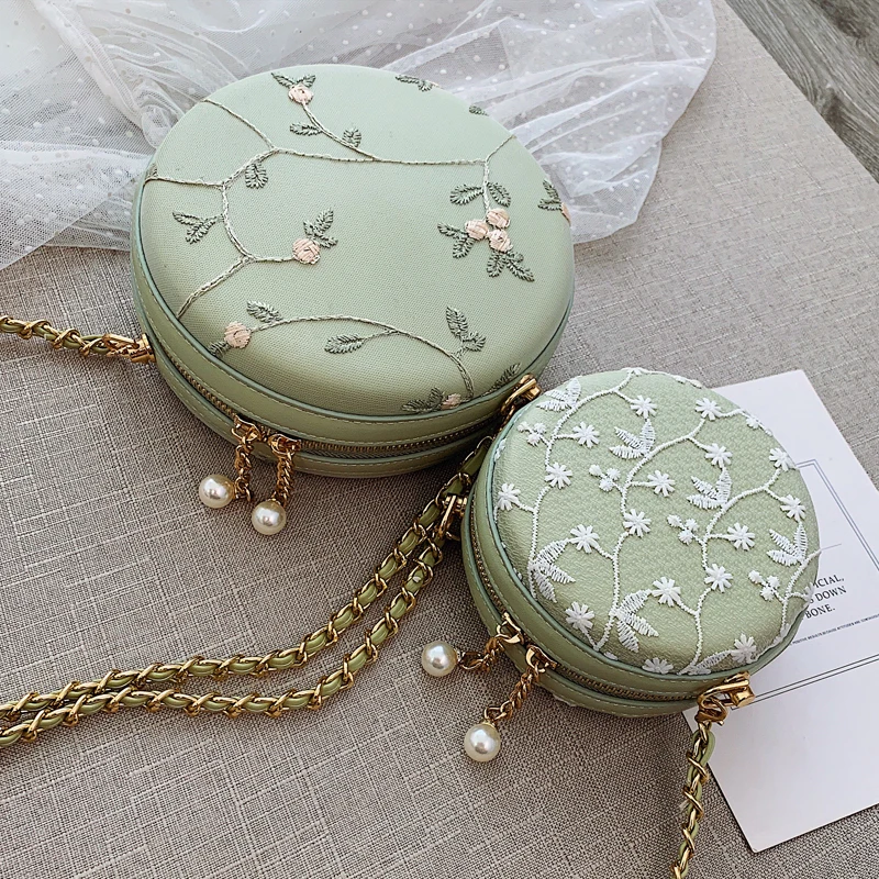 

Mini Circular Crossbody Bag Girls Lace Embroidery Flowers Chain Bag Women Chic Small PU Leather Lolita Round Shaped Shoulder Bag