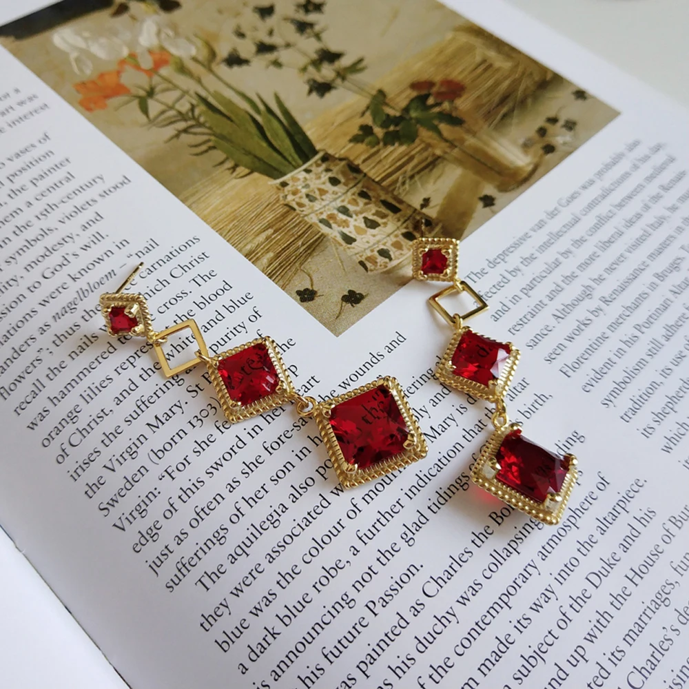 Серьги капельки из серебра 925 пробы с красным фианитом|Серьги-подвески| |