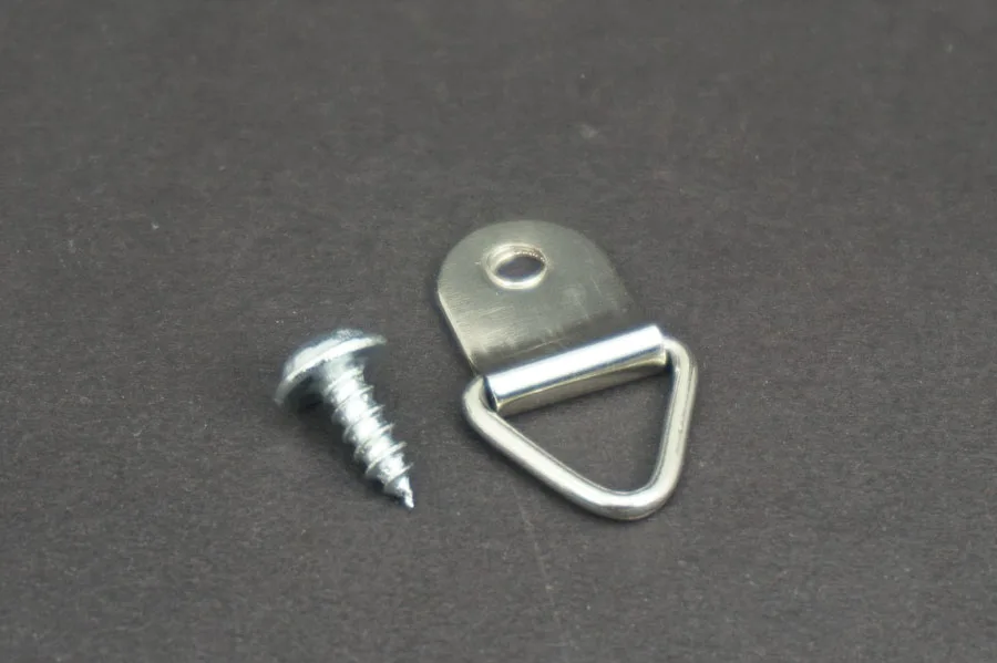 50 PCS/Lot Wholesale universal Strong Golden D Rings Decor Picture Frames Hanger Hooks Hanging Triangle &amp 100 Screws |