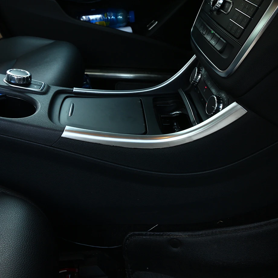 2 шт. хромированные наклейки на панели центральной консоли Mercedes Benz A/GLA/CLA Class 200 220 260