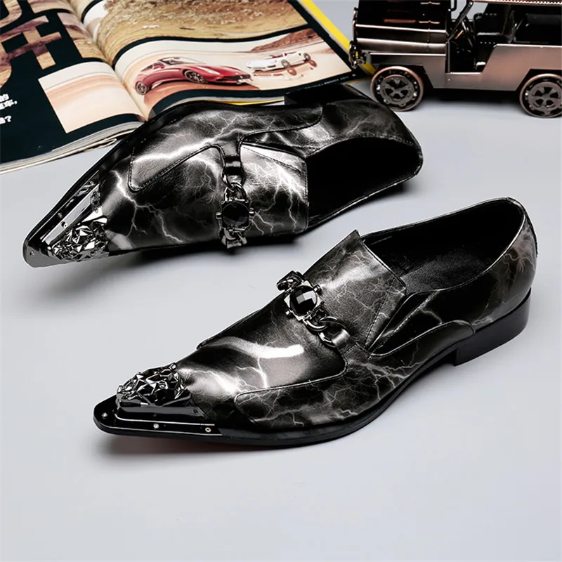 Choudory Металл Острым Носом Oxfords Обувь Скольжения на Моды Мягкой Кожи Zapatillas Хомбре