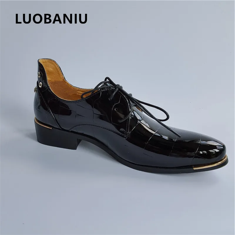 

2021 New Fashion Men Wedding Dress Shoes Black Comfortable Cauals Flat Business British Lace-Up Leather Loafers