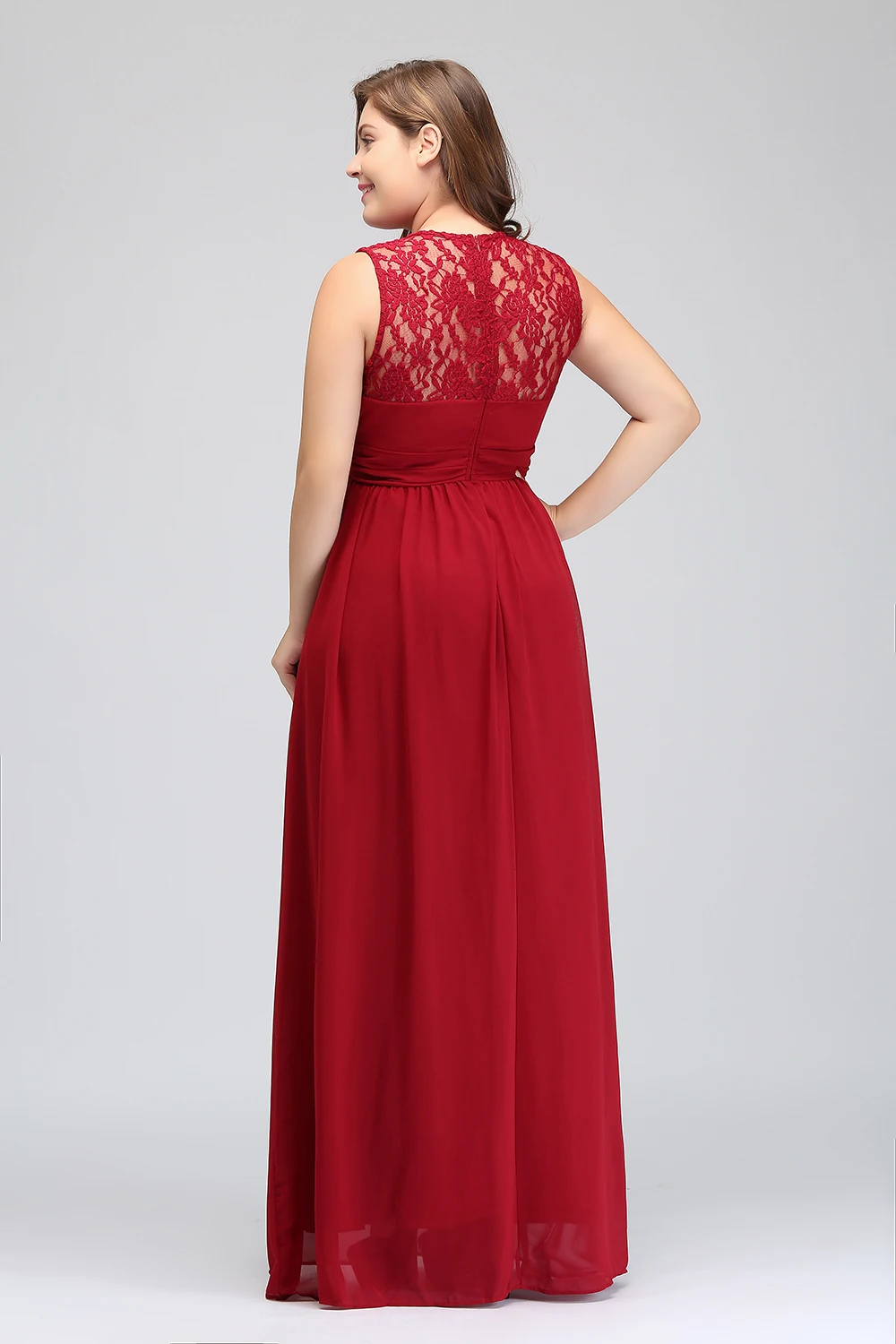 Женское платье подружки невесты длинное фиолетовое шифоновое для свадебной