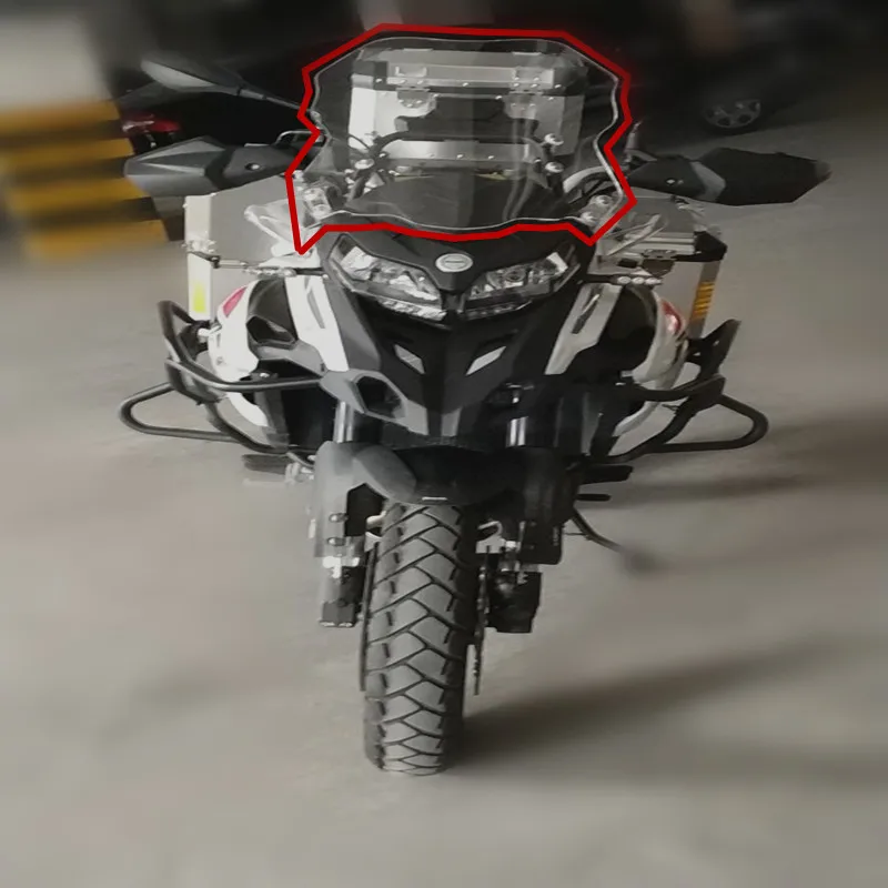 Лобовое стекло для мотоцикла Benelli TRK502 ветрозащитное с высокой степенью защиты 51