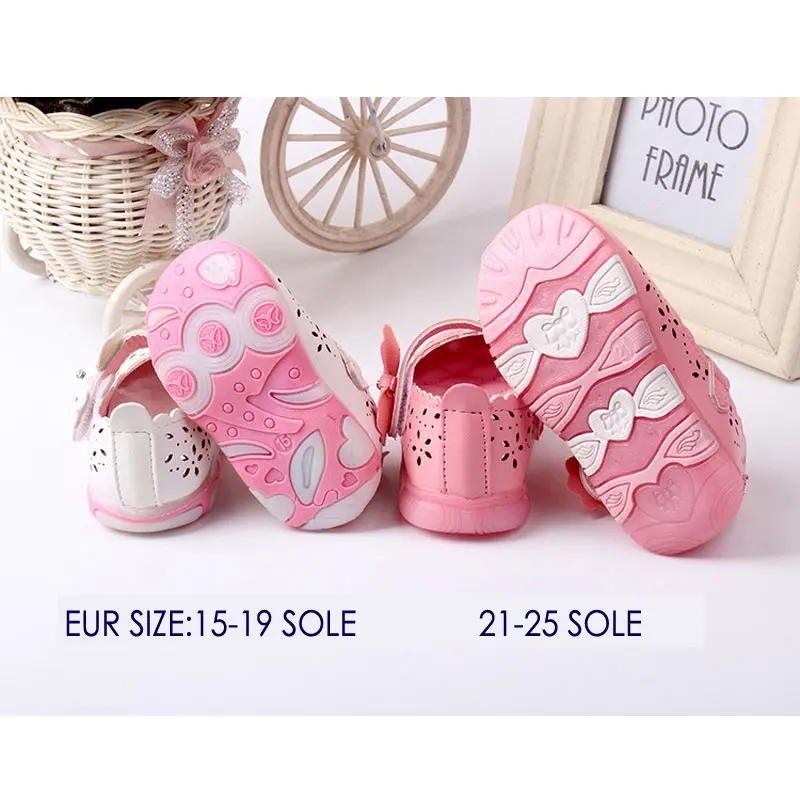 Кожаная обувь для девочек Осенний Детский Светильник кроссовки маленьких