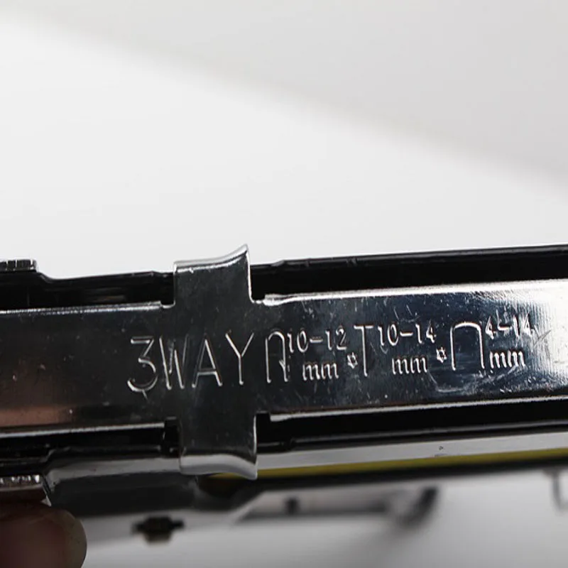 Штапельный пистолет для ногтей с съемником штапельного удаления и степлер