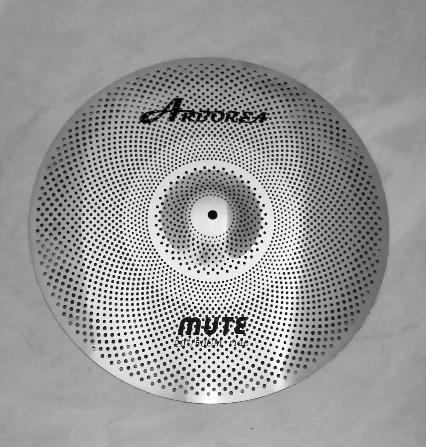 

Arborea Alloy Silver Mute cymbal Pack 14''HH + 16'' Crash + 18'' Crash +20'' Ride