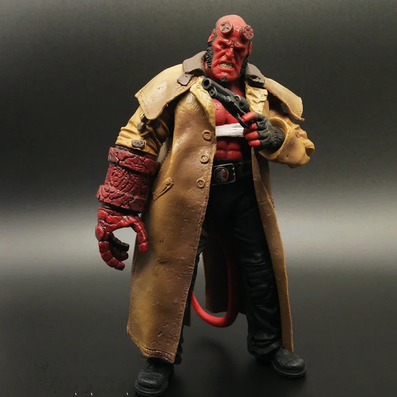 2 Тип фильм Mezco HB Хеллбой серии включает в себя сигары Самаритянин пистолет