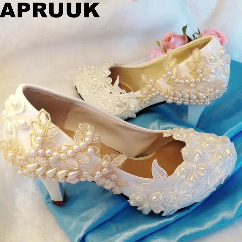 

White champagne wedding shoes woman round toes platforms high heels bridal shoes ladies sweet lace pearls party pumps shoes