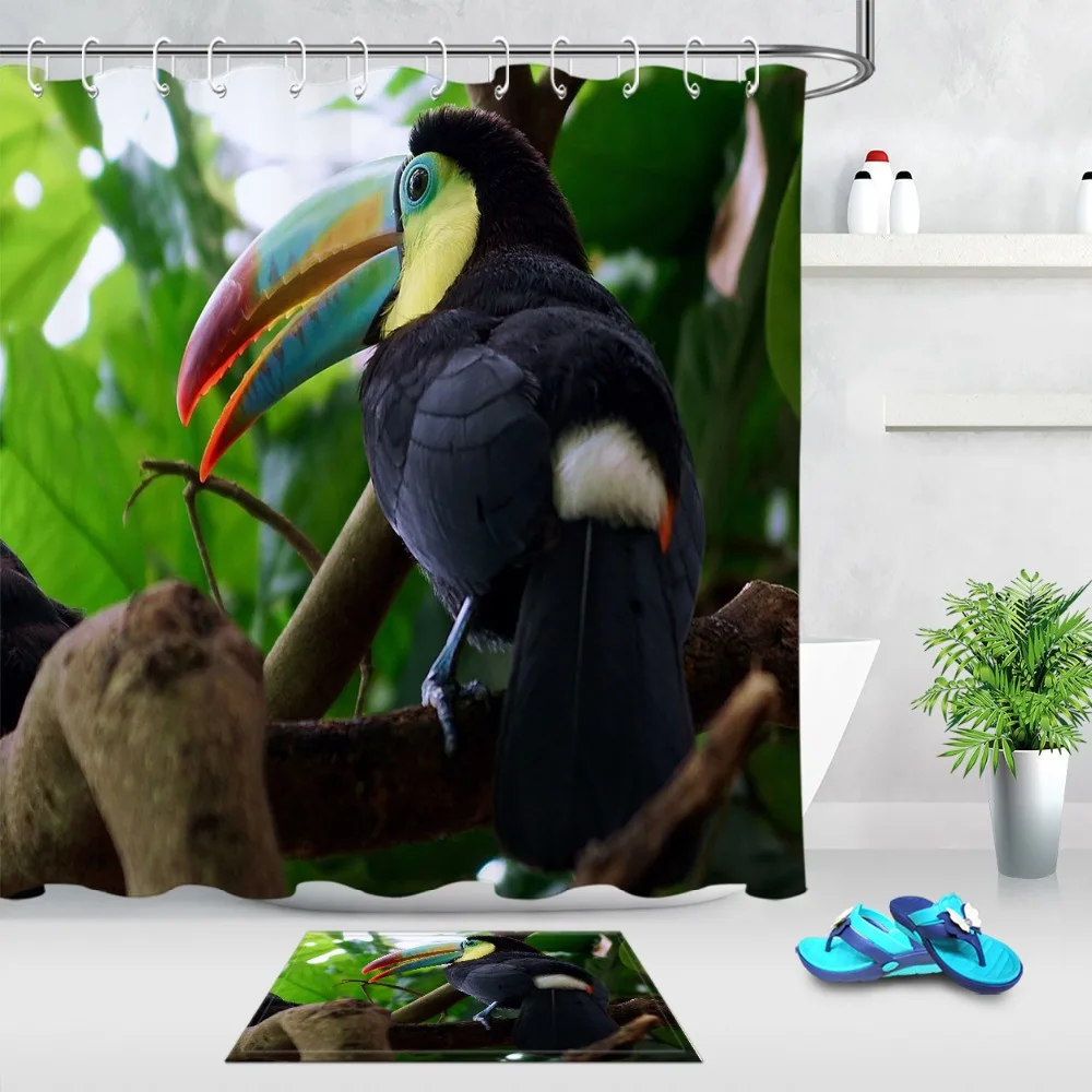 Занавеска для душа и коврик ванной Toucan с зелеными листьями птицами Экологически