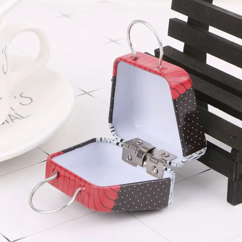 Аксессуары для кукол в багажнике кукольного домика Барби Blyth Azone конфетная
