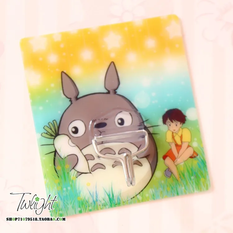 totoro 2 шт./лот милый, которая проигрывает мелодии из грустное яйцо Гудетама cinnamoroll Пластик крючки, присоски настенная присоска Кухня вешалка чашки всасывания аксессуары для кукол - Цвет: totoro