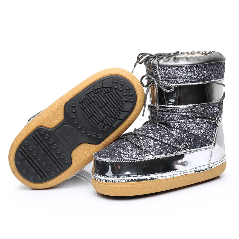 Зимние женские ботильоны на шнуровке золотистого и серебристого цвета