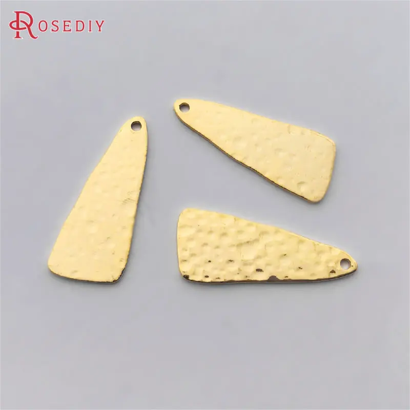 Латунные подвески неправильной формы с узором в горошек 24 к 10 шт. 25 х10 мм