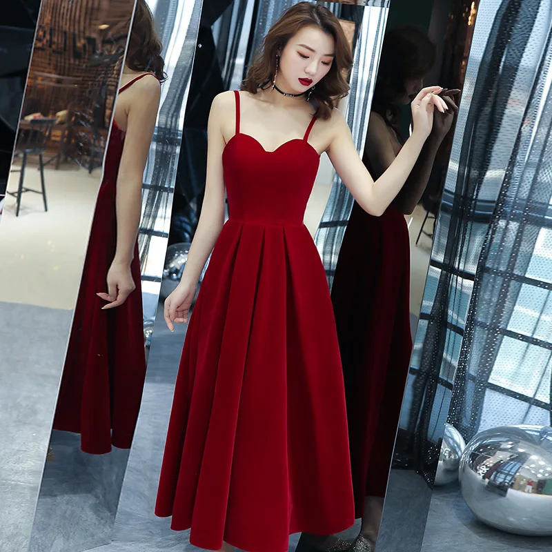 Женское вечернее платье на бретельках Beauty Emily красное без рукавов с открытой