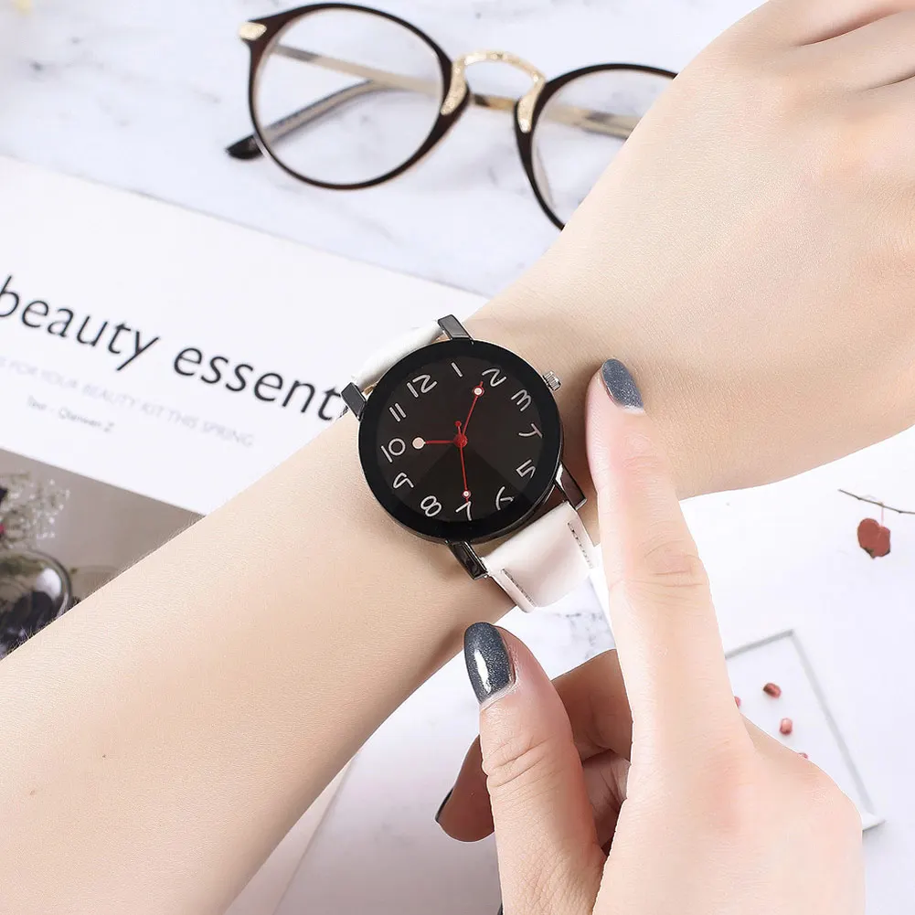 

Women Men Elegant Quartz Wrist Watch with Ultra-thin PU Leather Strap Number Dial Casual Watch LXH