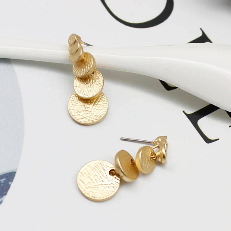 Многослойные металлические круглые вафельные серьги простые золотые гвоздики